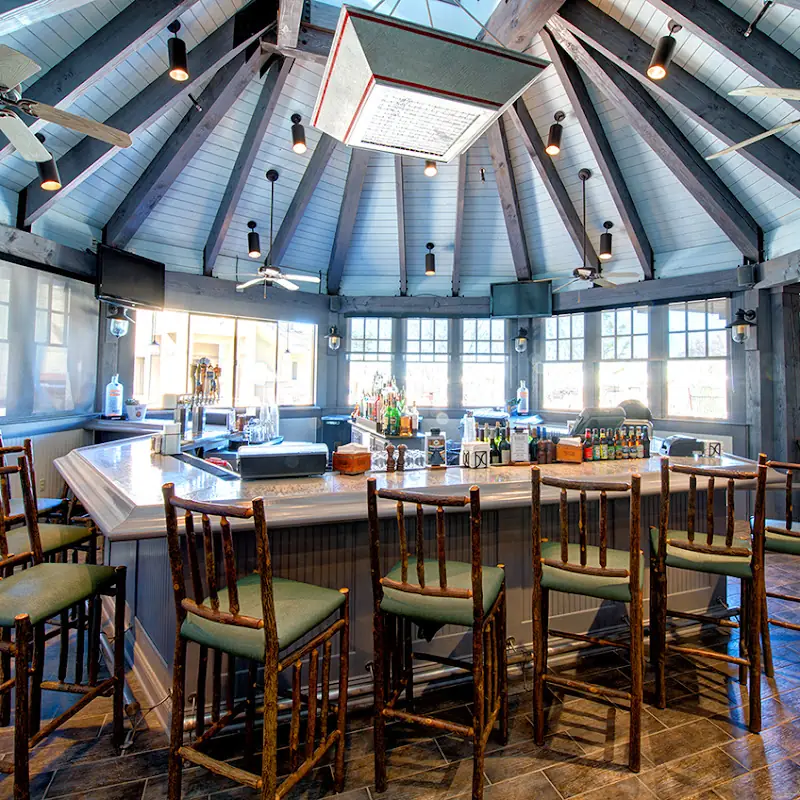 Bullfrogs Bar & Grille