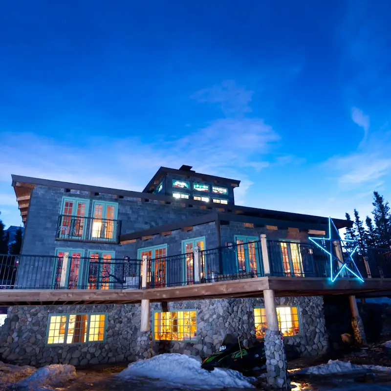 The Lodge at Black Rapids