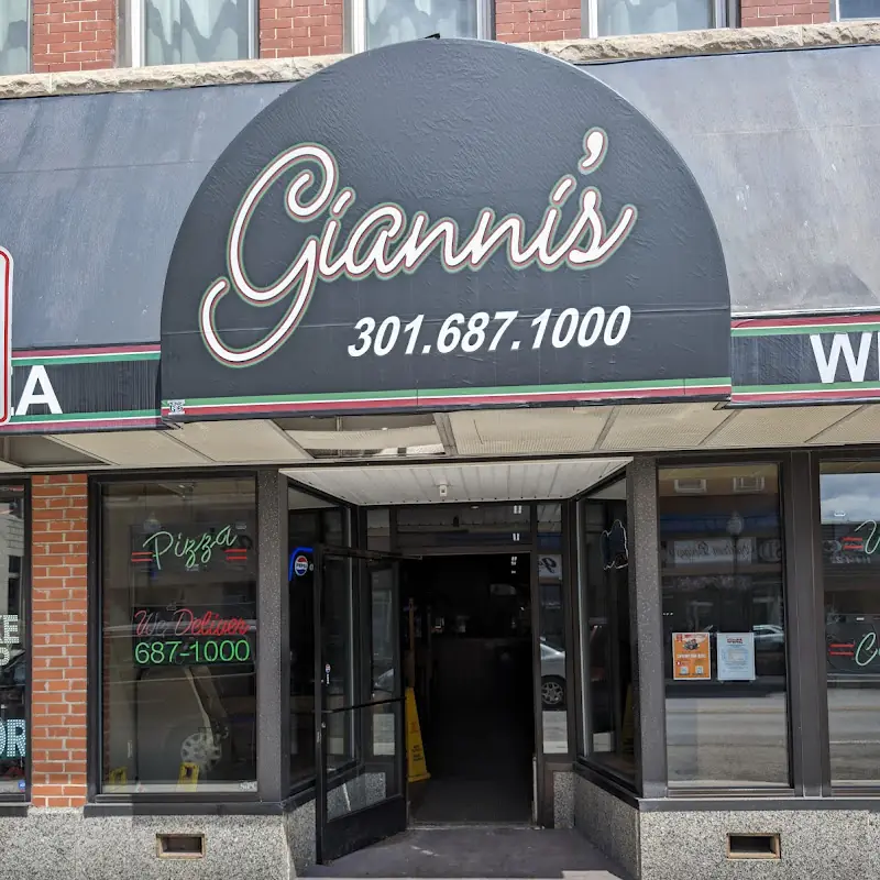 Gianni's Pizza