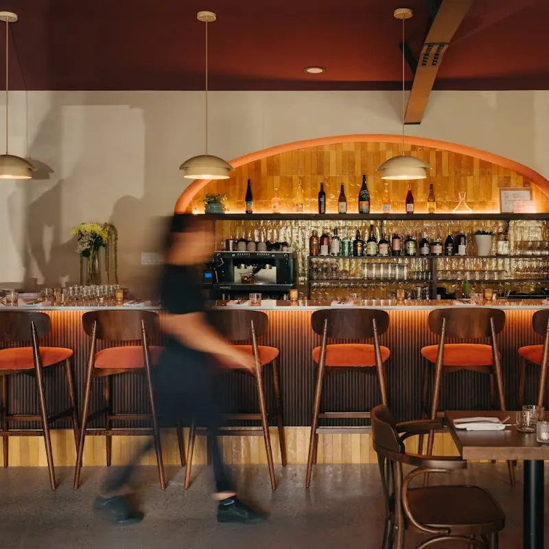 Ensemble bar à vin