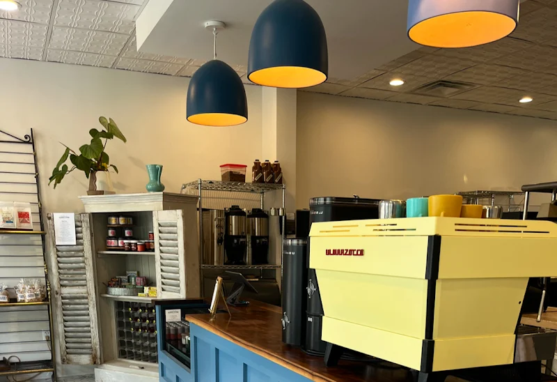 Clear Flour Coffee Bar