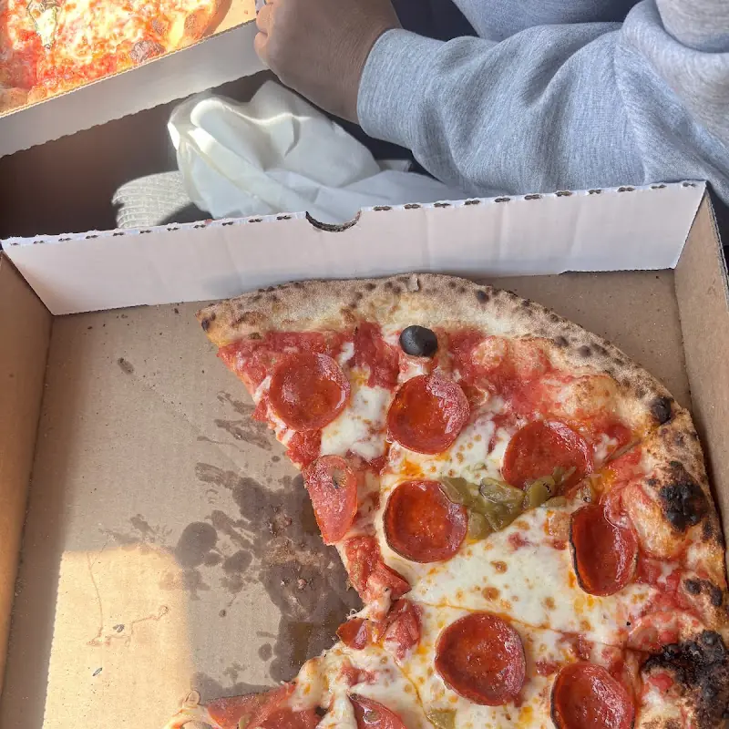 Doughnation Pizza