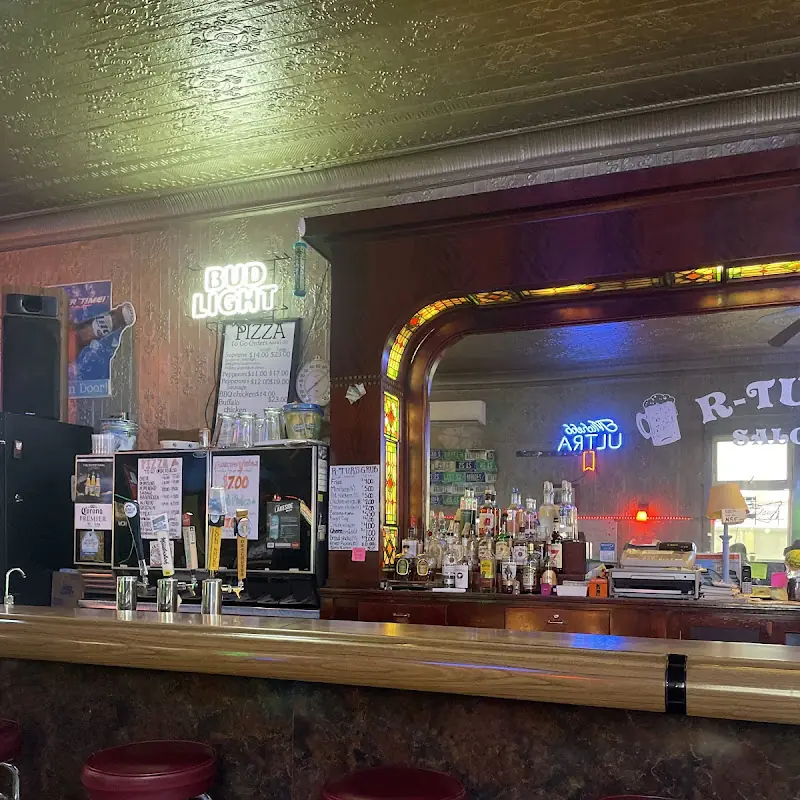 R-Tur's Saloon