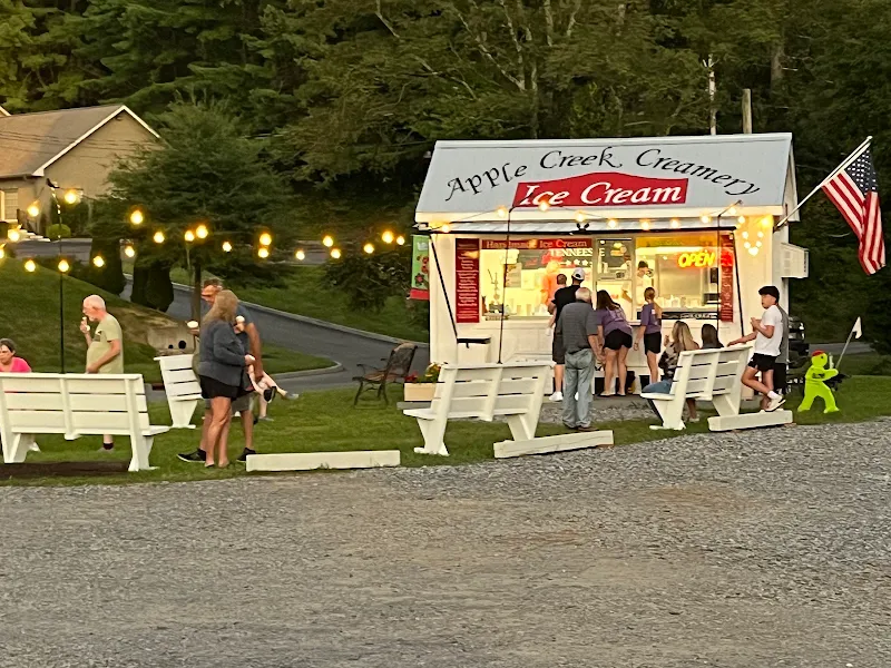 Apple Creek Creamery