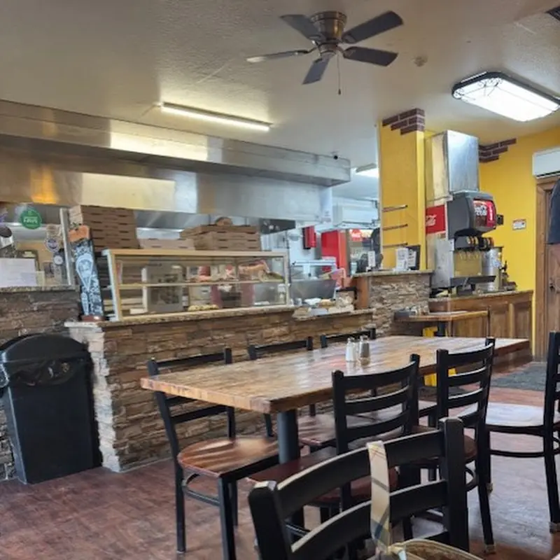 Abruzzo's Pizza