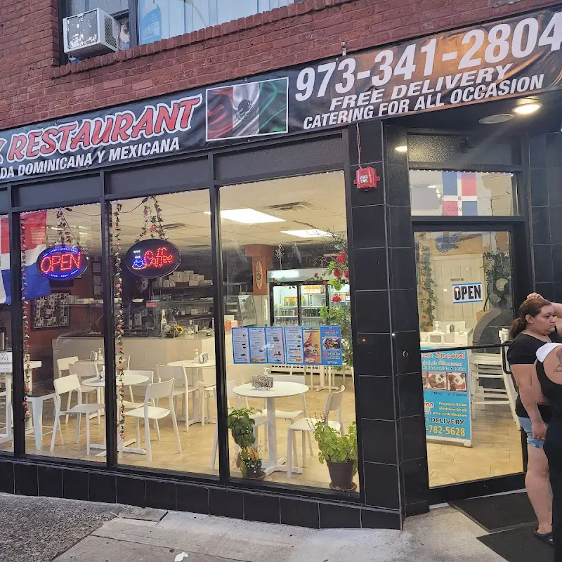 El Camino Feliz Restaurant