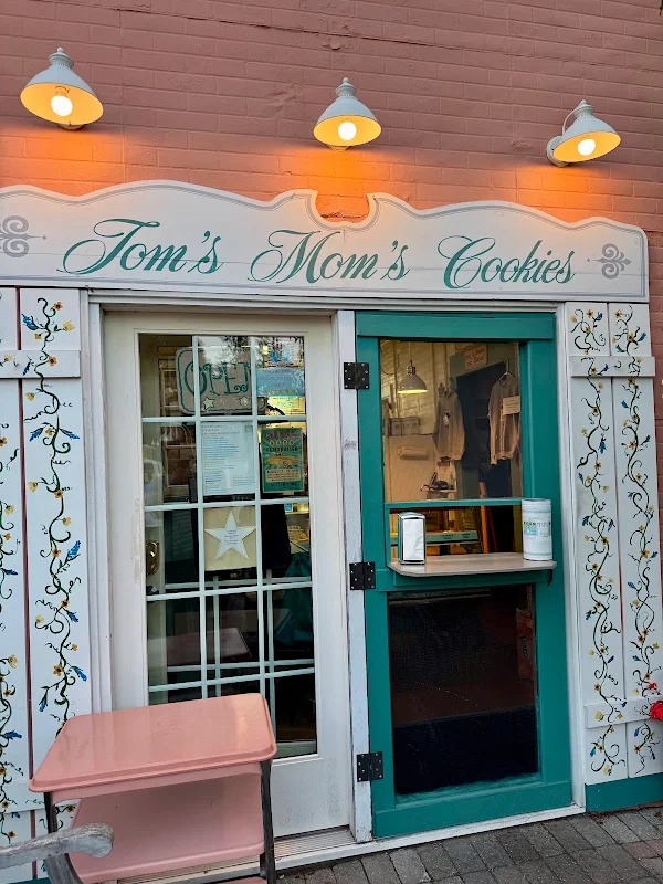 Tom's Mom's Cookies