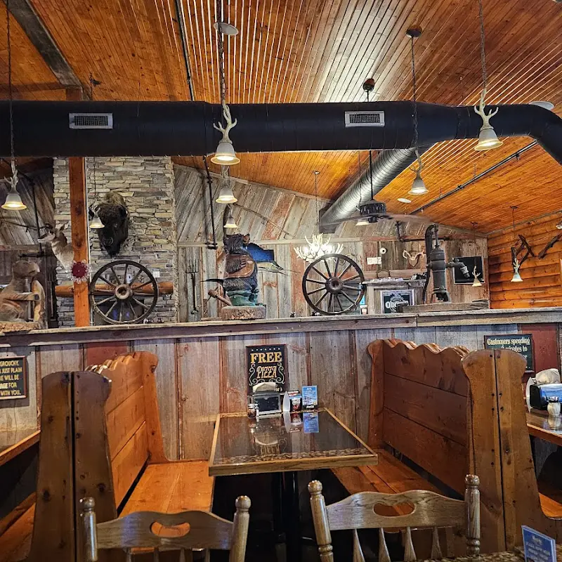 Village Pizza & Pub