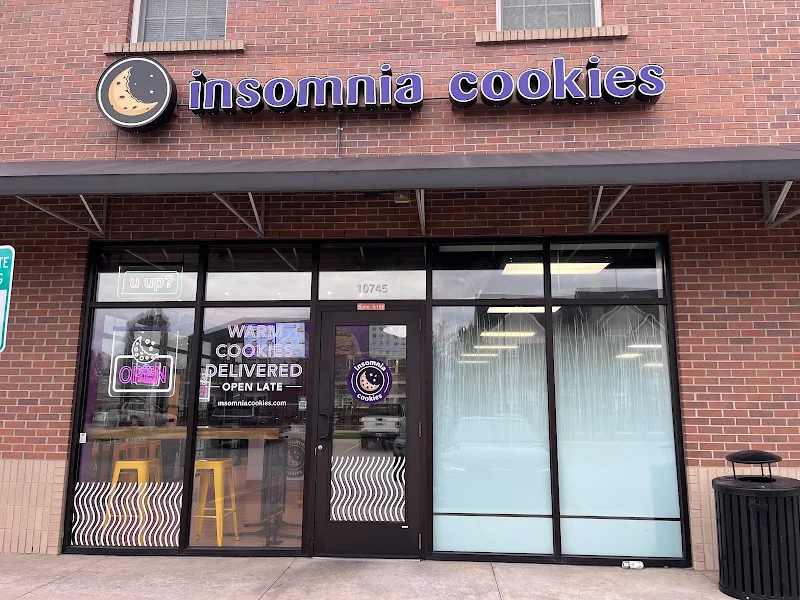 Insomnia Cookies