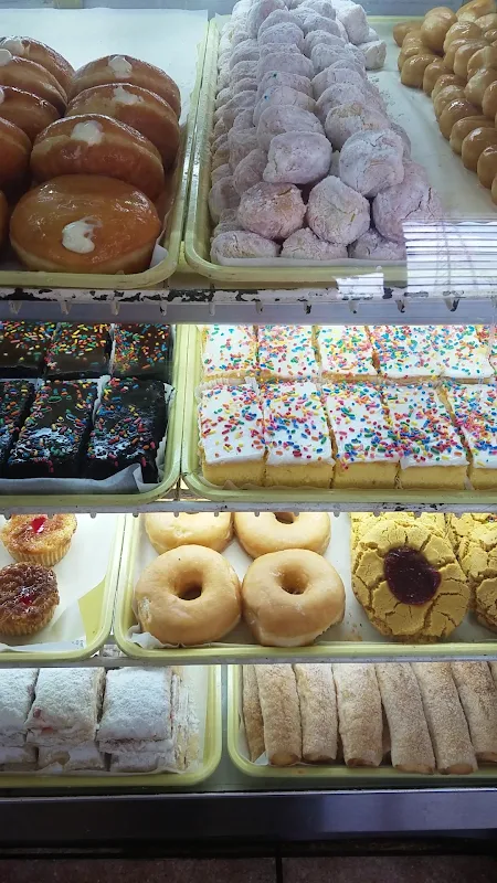 Dulce Emmely Bakery
