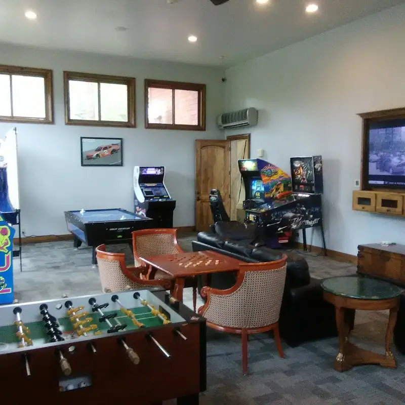 Fish And Swim Club House