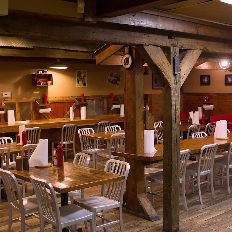 Demo's Barbecue & Smokehouse