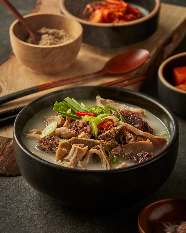 Glass Noodle Sundae Platter (무봉리 찰 순대 접시 (당면 순대))