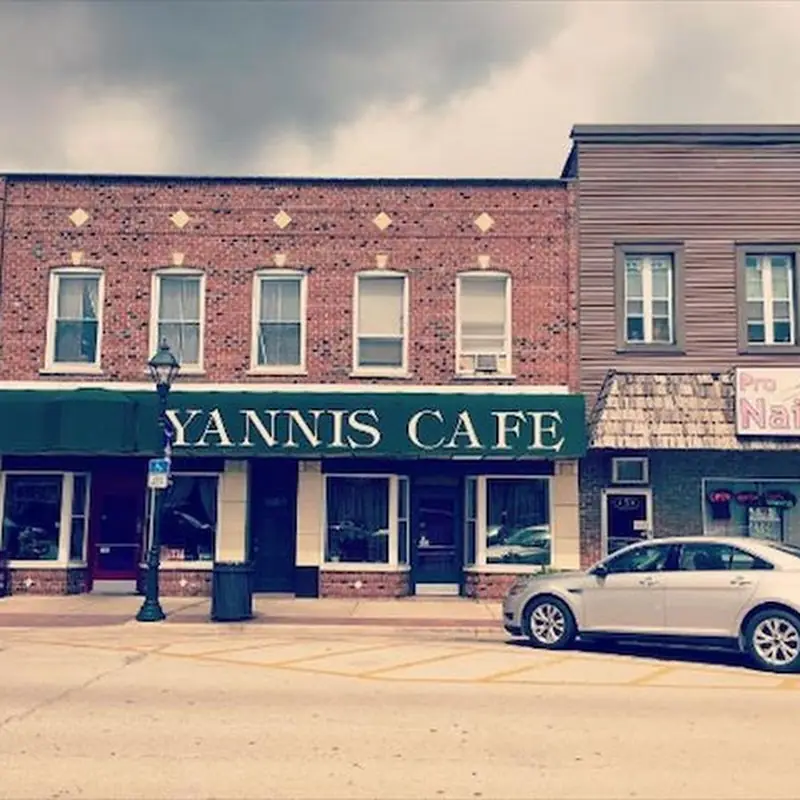 Yannis Cafe