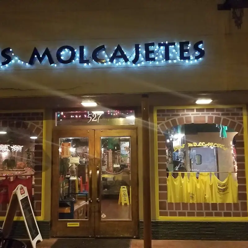 Los Molcajetes