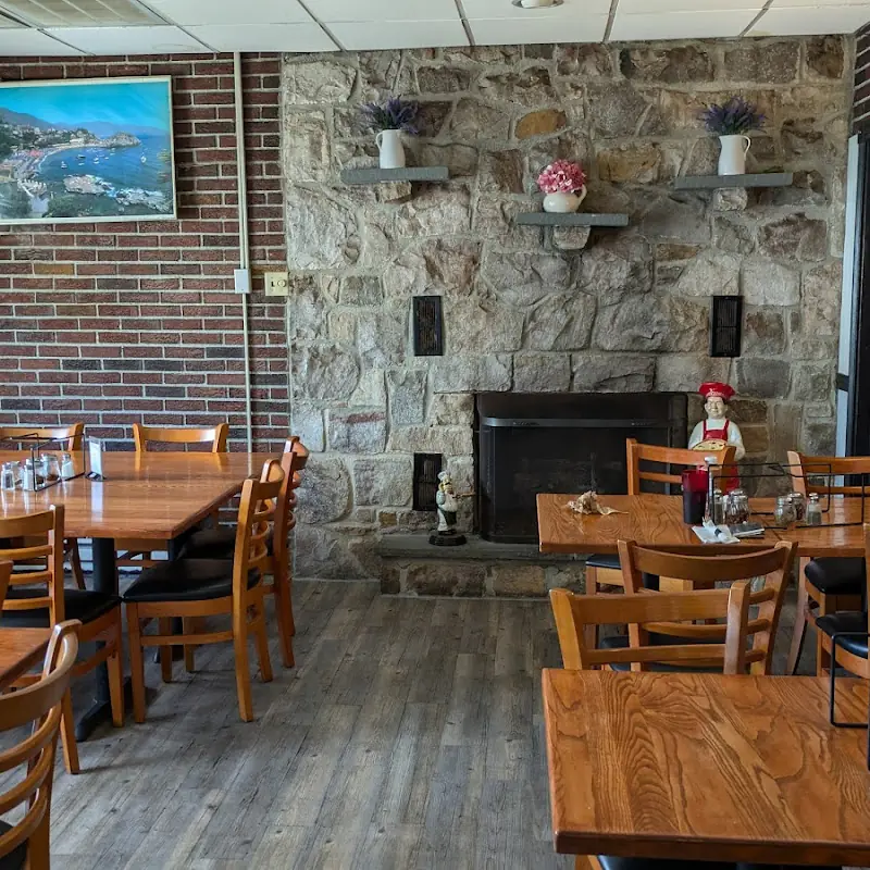 Martellucci's Pizzeria
