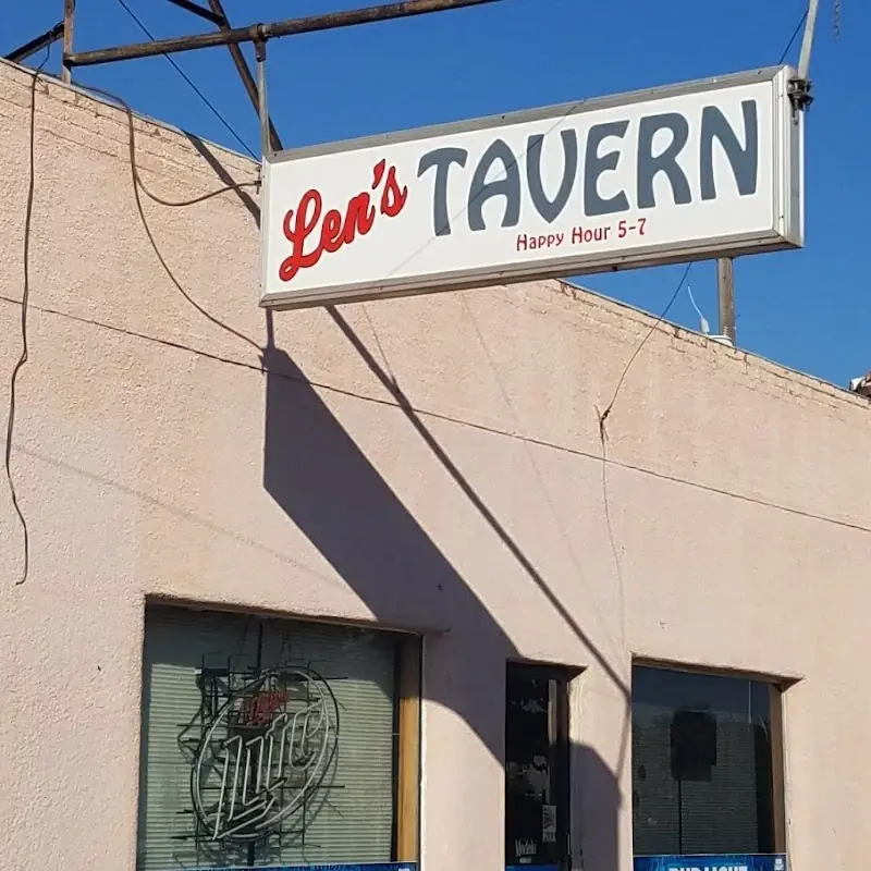Len's Tavern