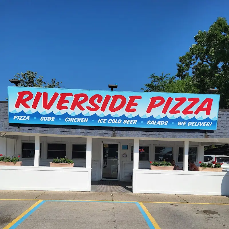 Riverside Pizza