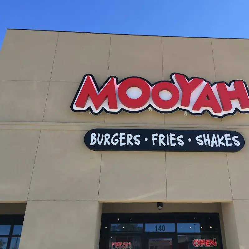 MOOYAH Burgers, Fries & Shakes