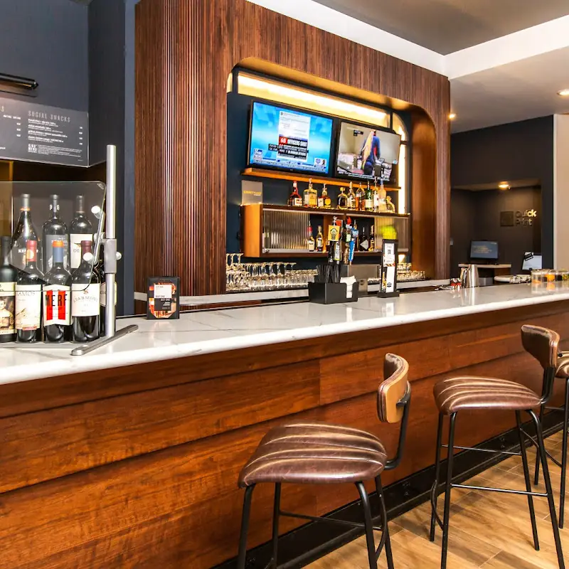 The Bistro - Eat. Drink. Connect.