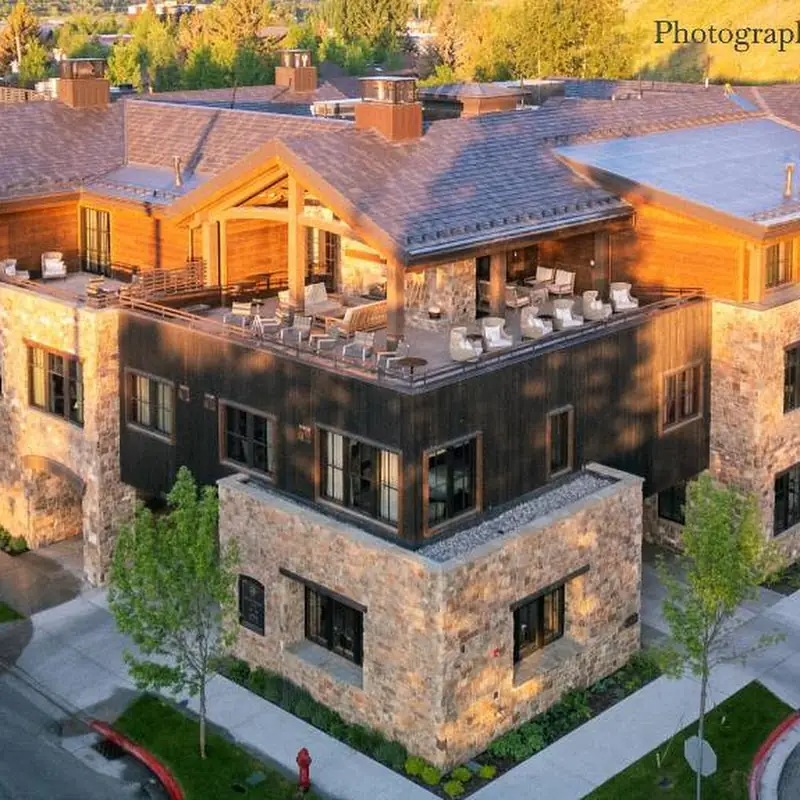 The Rusty Parrot Lodge and Spa