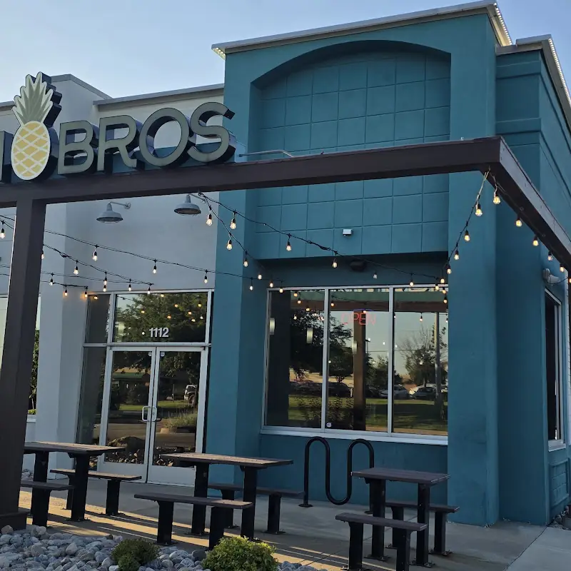 Hawaiian Bros Island Grill