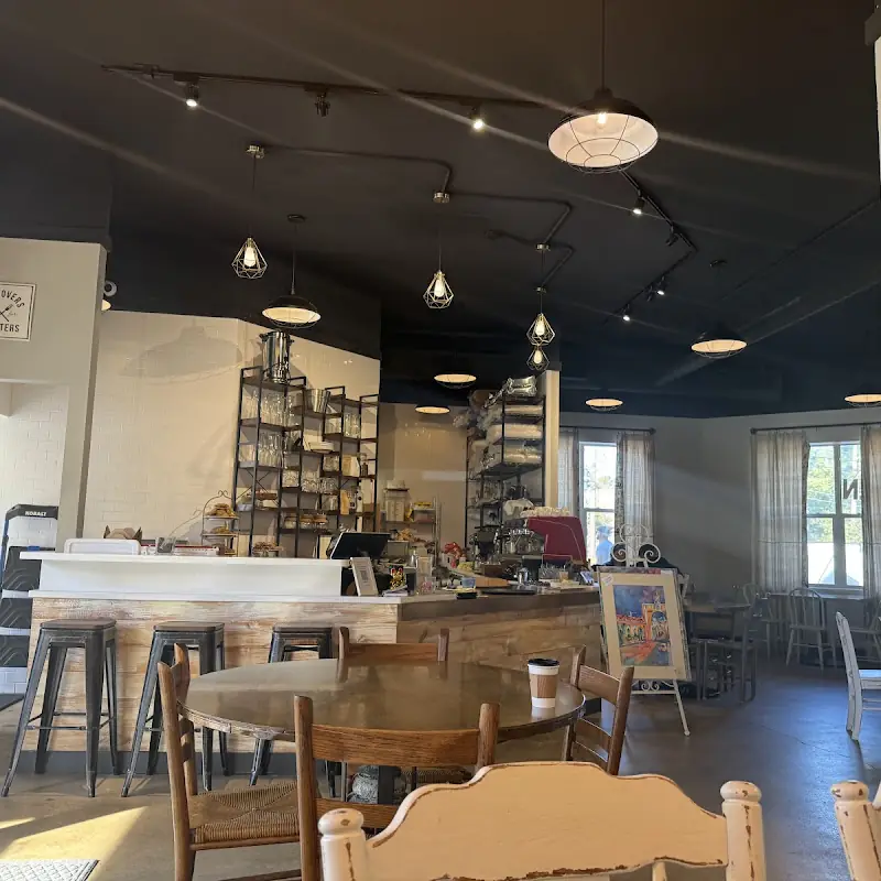 Lula Perl Cafe