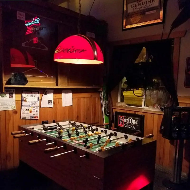 Locker Room Bar & Grill