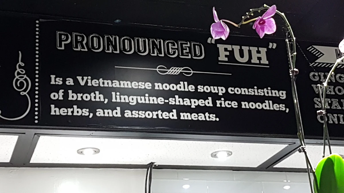 Menu, Pho Lang Van