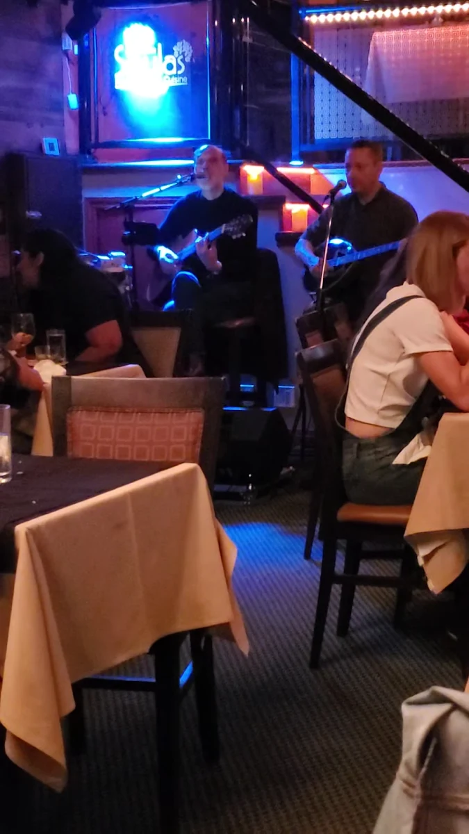 Vibe, Soulas Modern Greek Cuisine