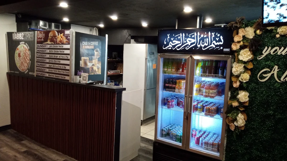 Vibe, Habibz Corner