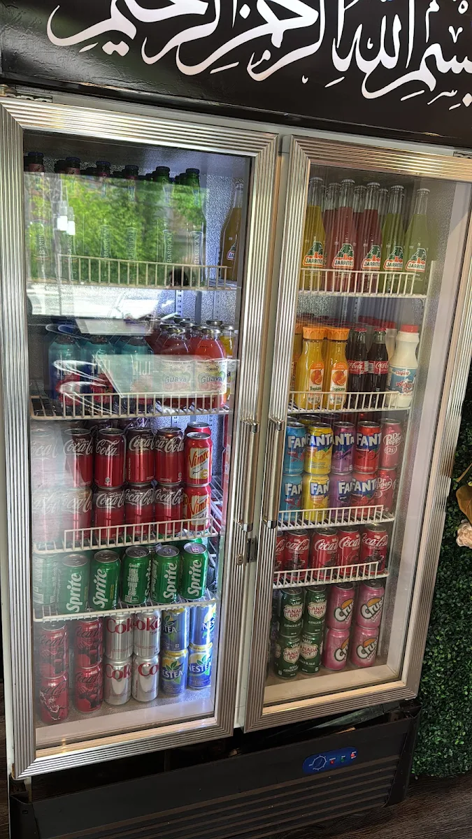 Vibe, Habibz Corner