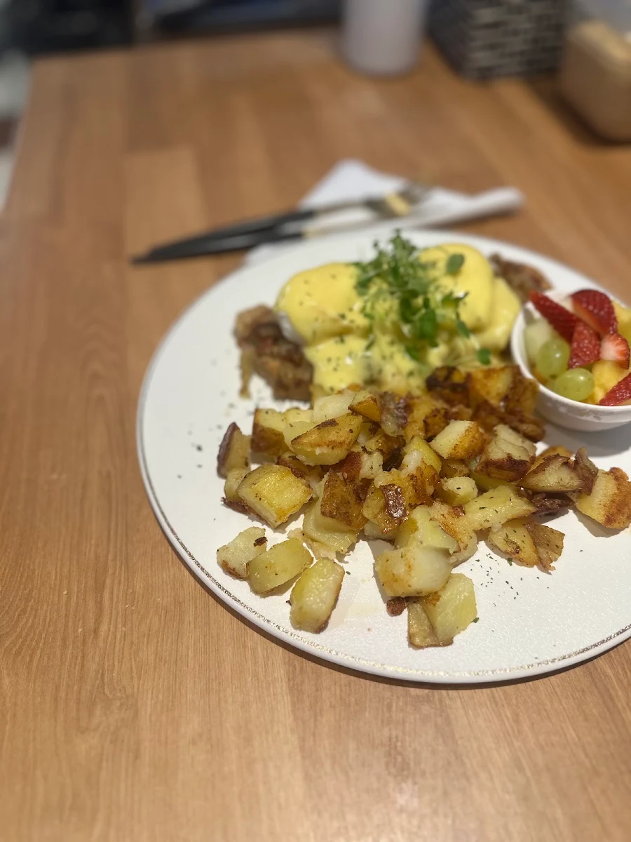 Food & drink, Frankly Coffee And Bistro