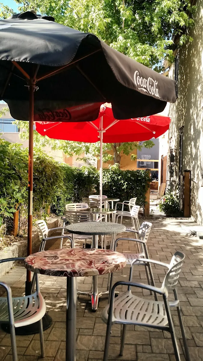 Vibe, Frankly Coffee And Bistro