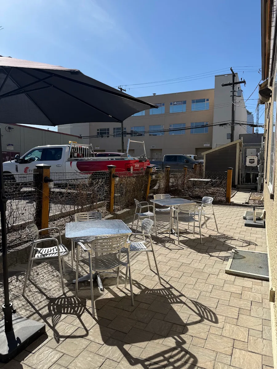 Vibe, Frankly Coffee And Bistro