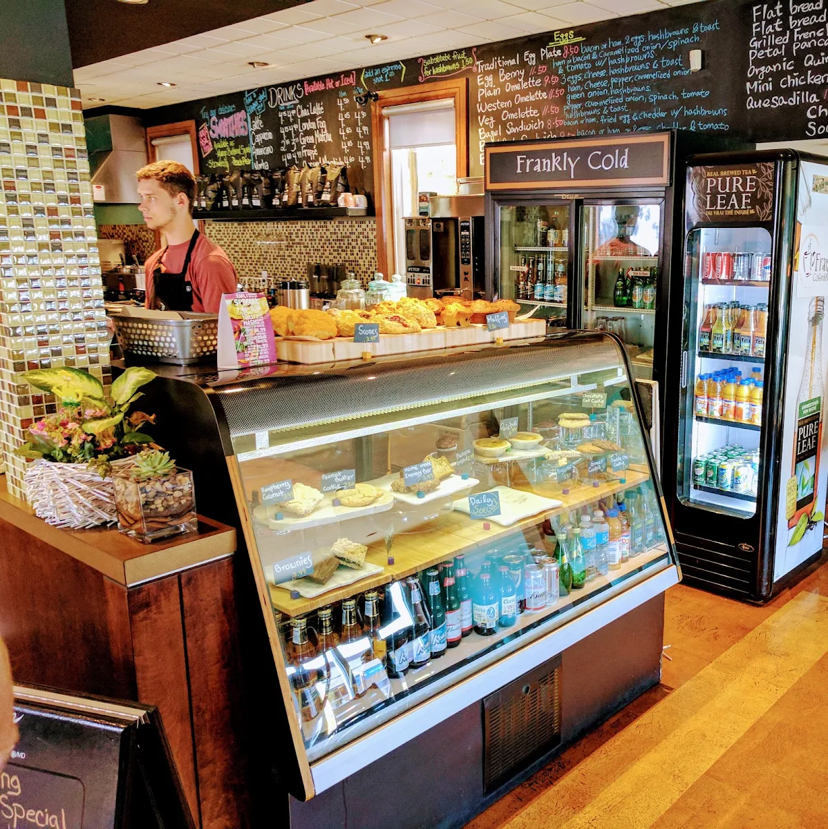 Vibe, Frankly Coffee And Bistro