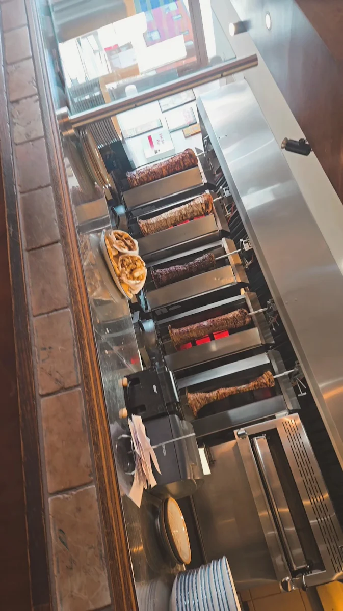 Vibe, Messini Authentic Gyros