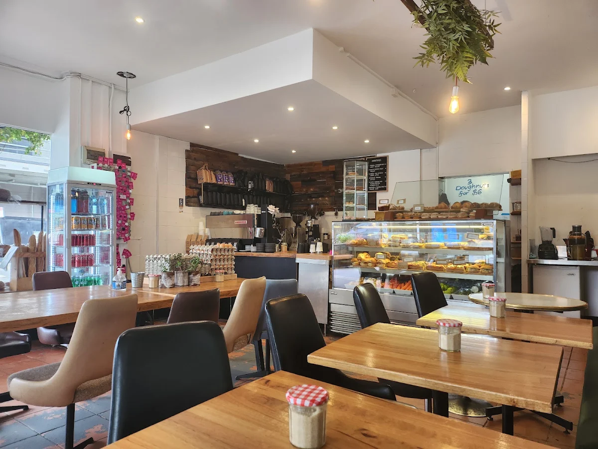 Hampton Corner Cafe/Bakery cover