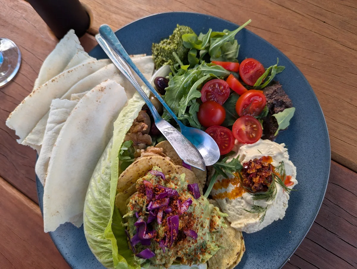 Food & drink photo 3