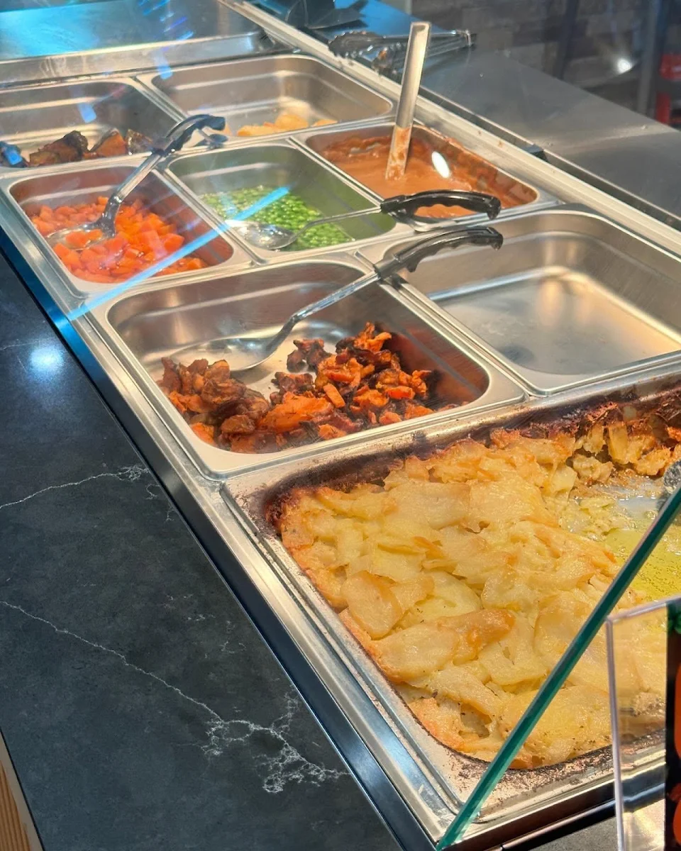 Food & drink, Family Roast Carvery