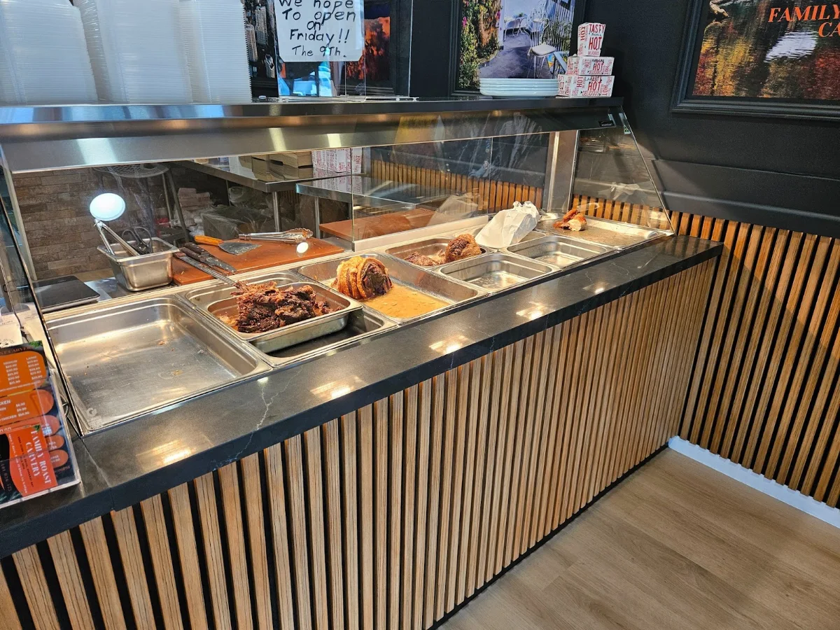 Vibe, Family Roast Carvery