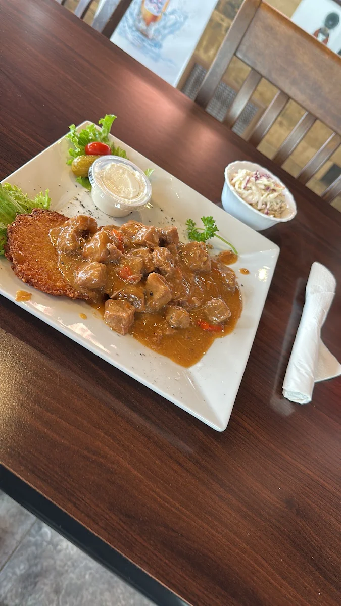 Food & drink, Broken English Bistro