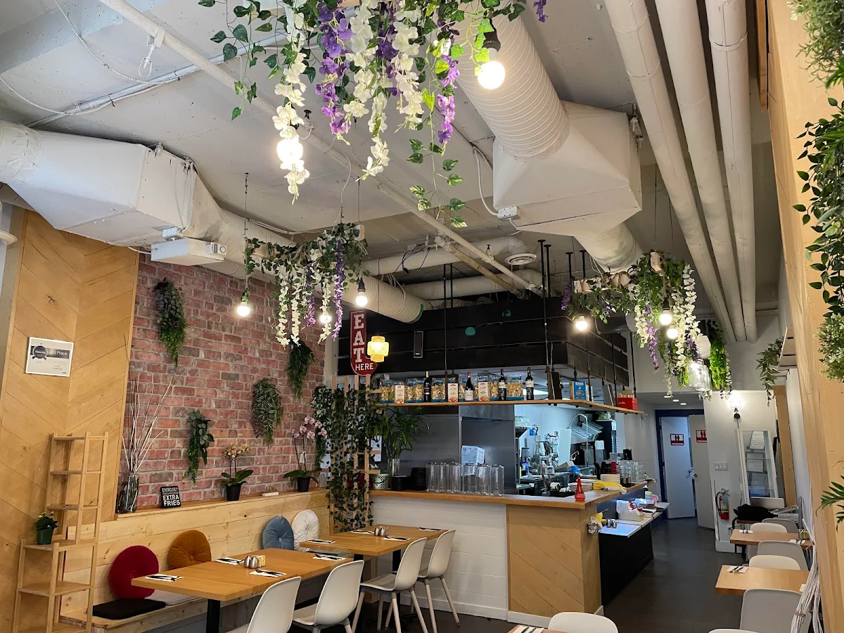 Vibe, The Chef's Playground Eatery