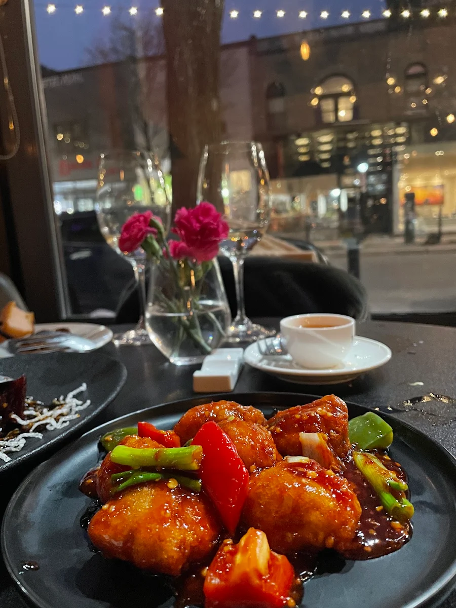 Food & drink, 31 Latitude