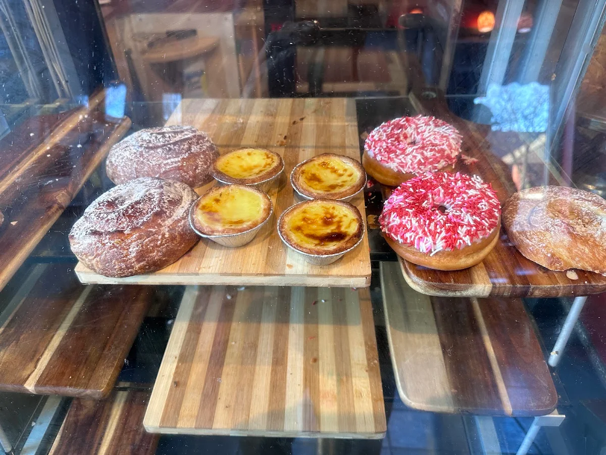 Food & drink, Lakeshore Ice cream cafe