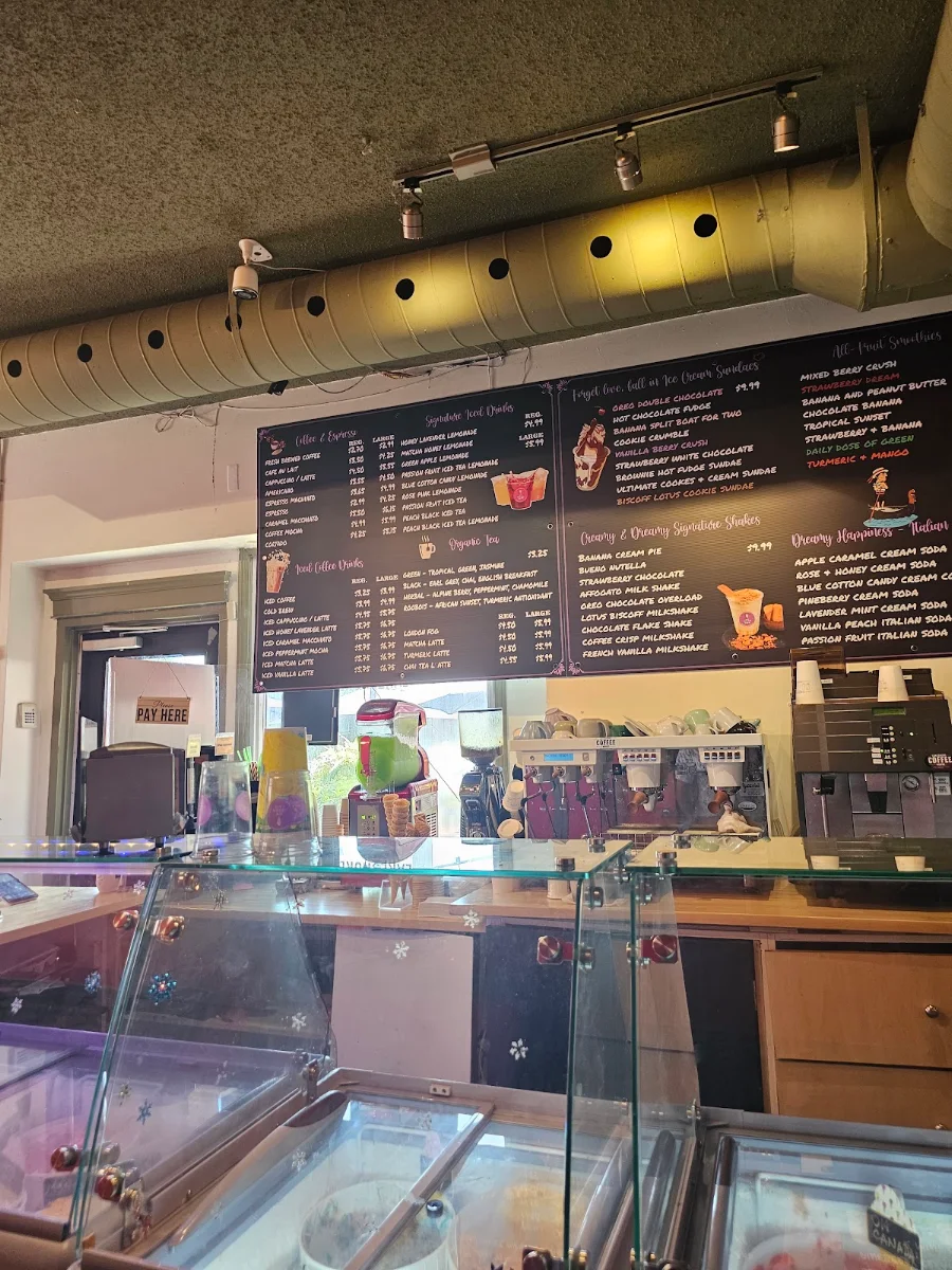 Vibe, Lakeshore Ice cream cafe