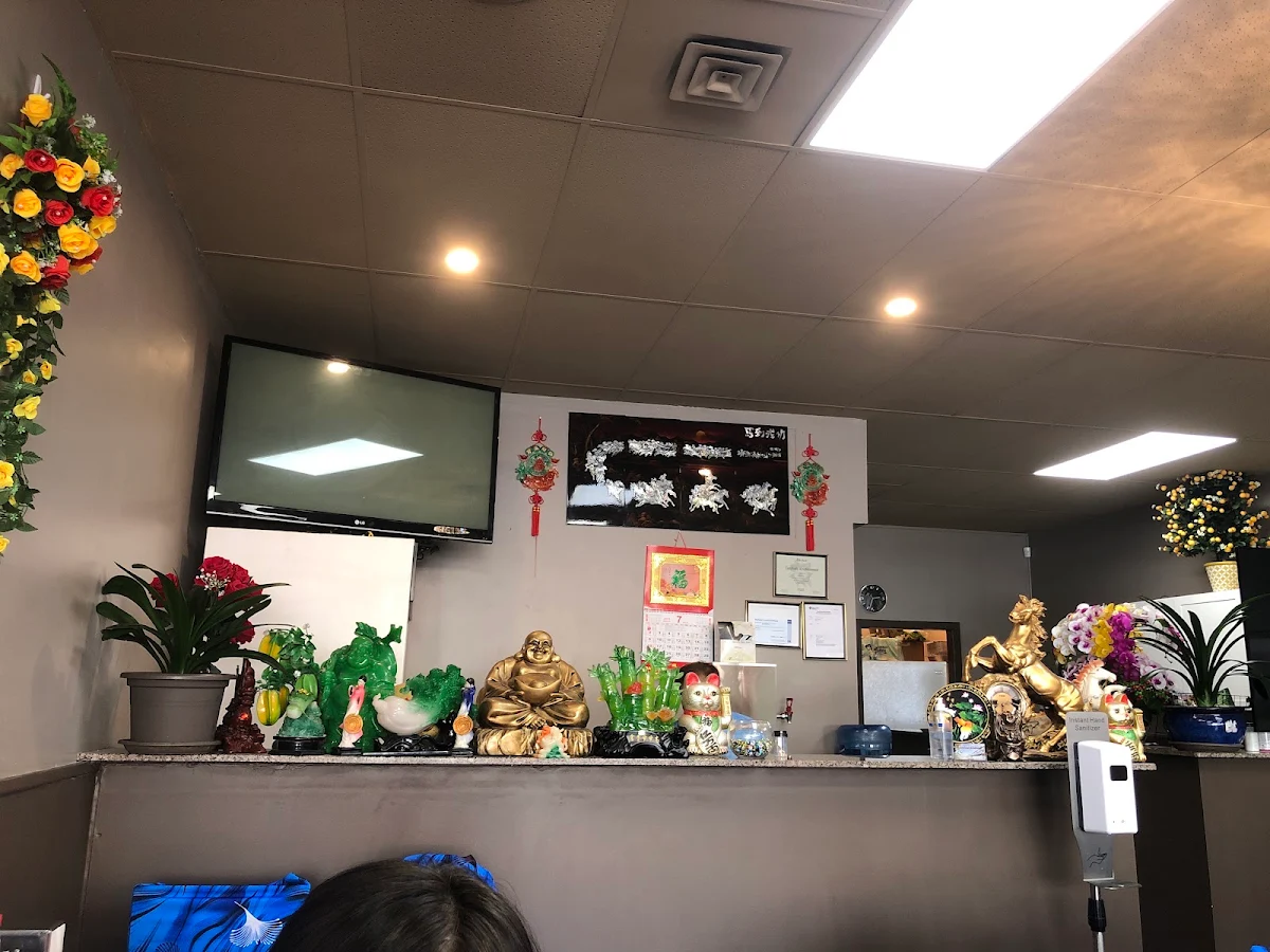 Vibe, Xu Hue Restaurant