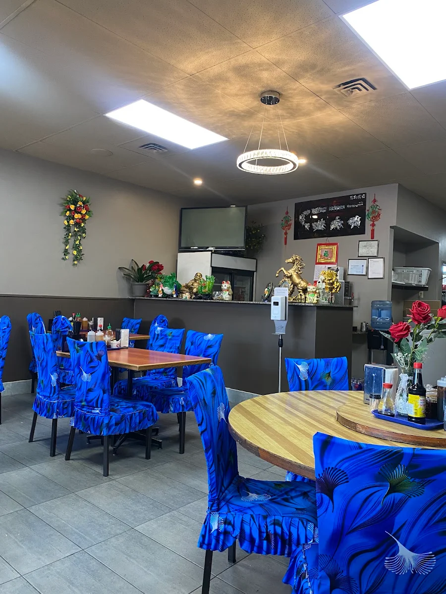Vibe, Xu Hue Restaurant