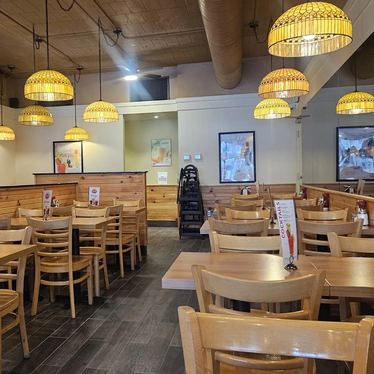 Vibe, Sunset Grill