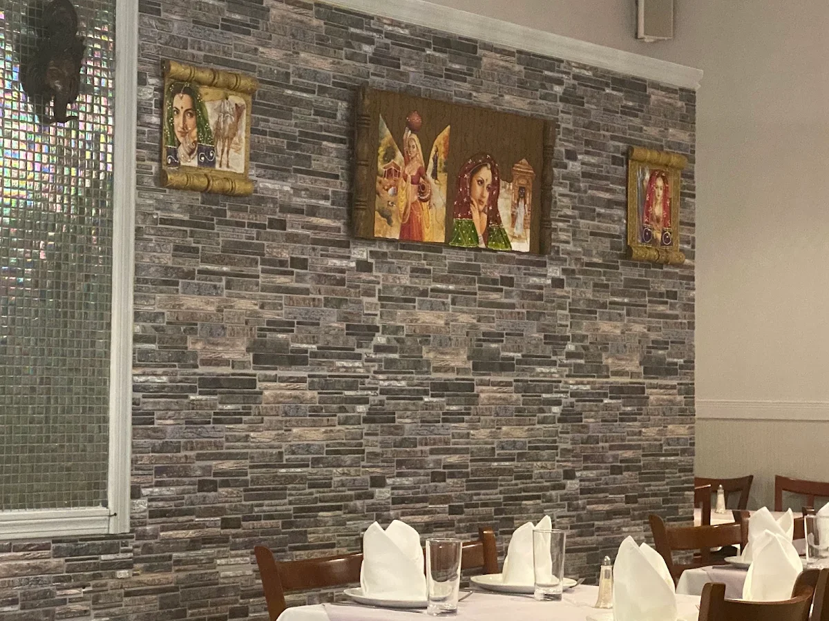 Vibe, Bombay Touch Promenade